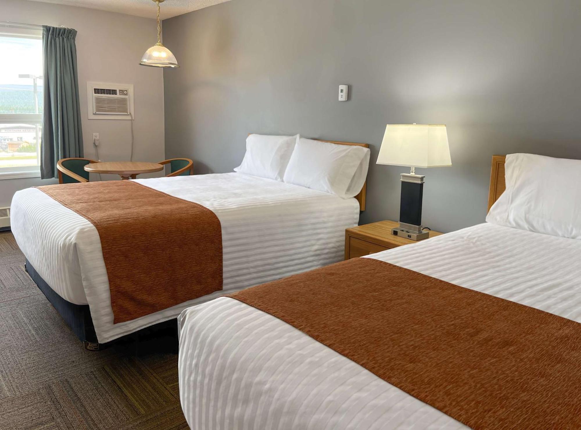 Coast Hinton Hotel Eksteriør bilde